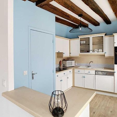 Appartement Le Boudoir d'Adélaïs - duplex in the center of Amboise Extérieur photo
